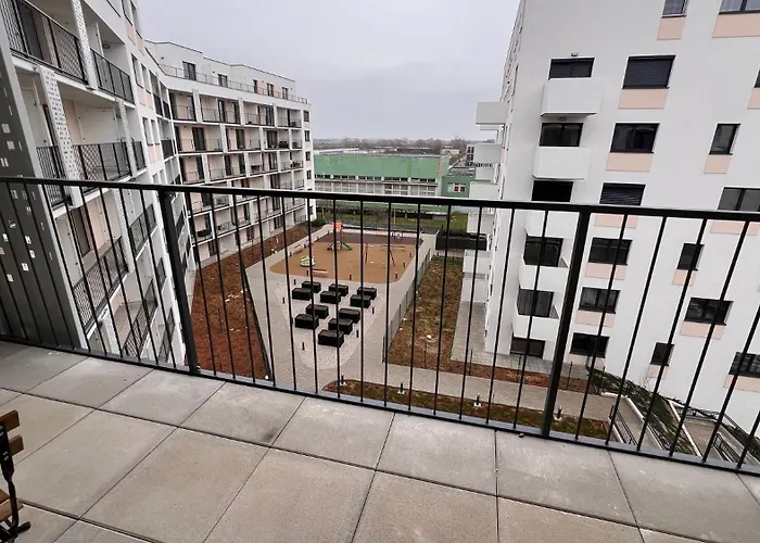 1 With Terrace, New Building 55